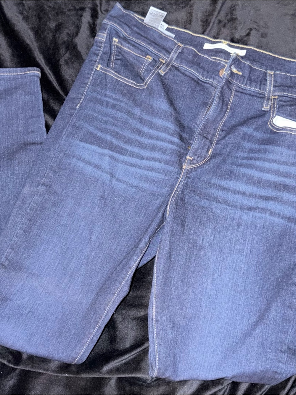 High-Rise Skinny Women’s Jeans in Dark Blue Wash